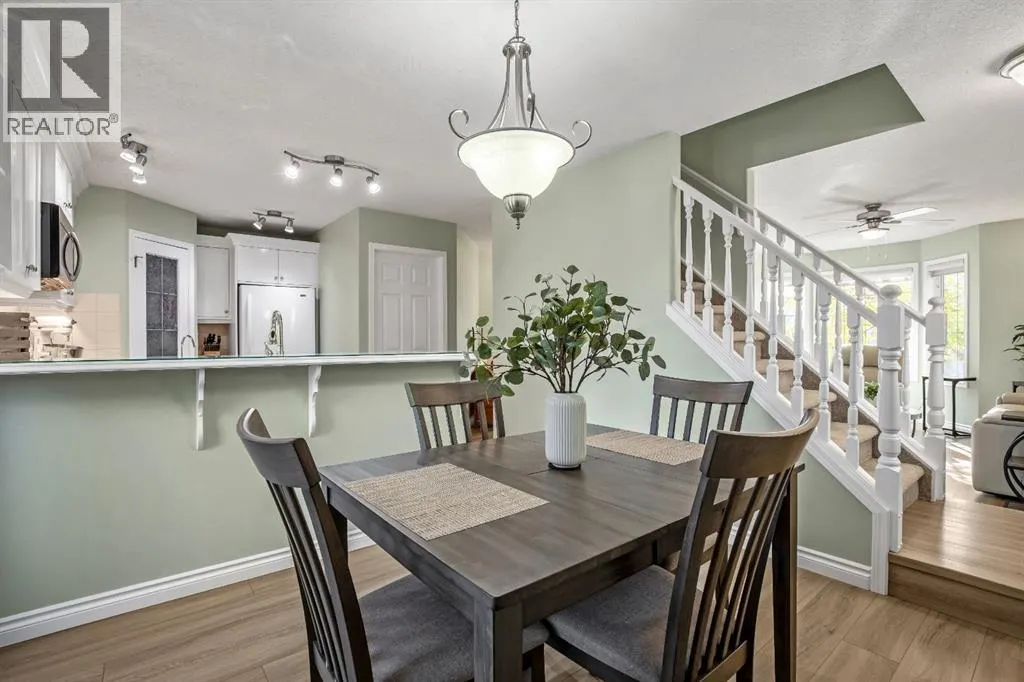 17 Luxstone Crescent SW