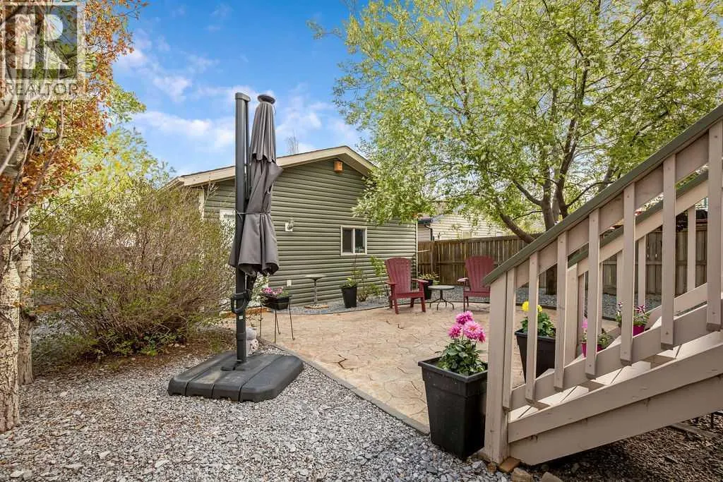 17 Luxstone Crescent SW