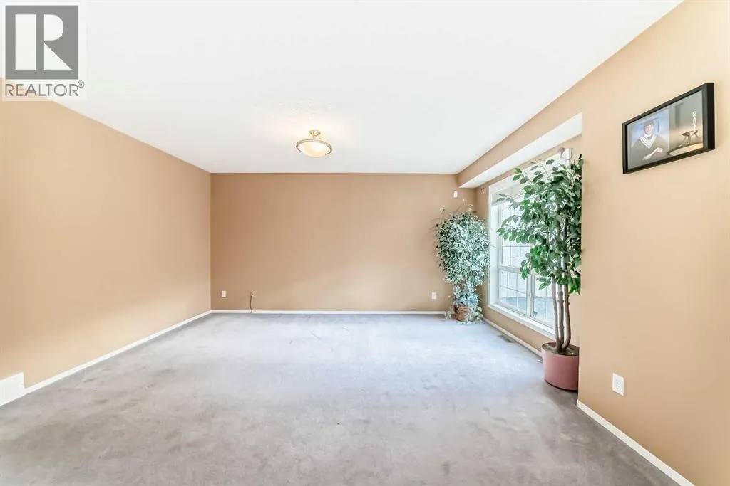 151 Cranwell Close SE