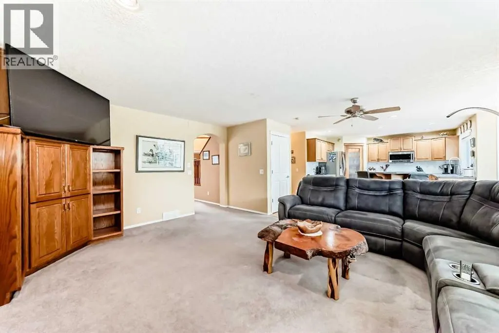 151 Cranwell Close SE