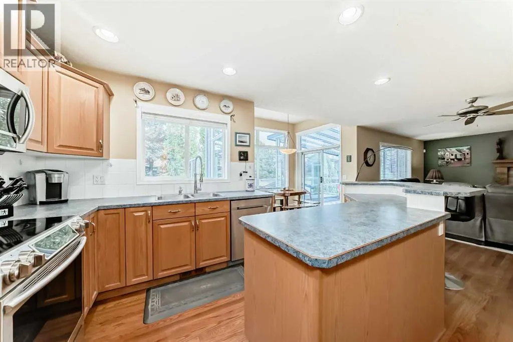 151 Cranwell Close SE