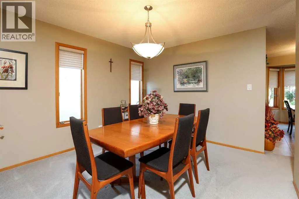 112 Edgewood Boulevard W