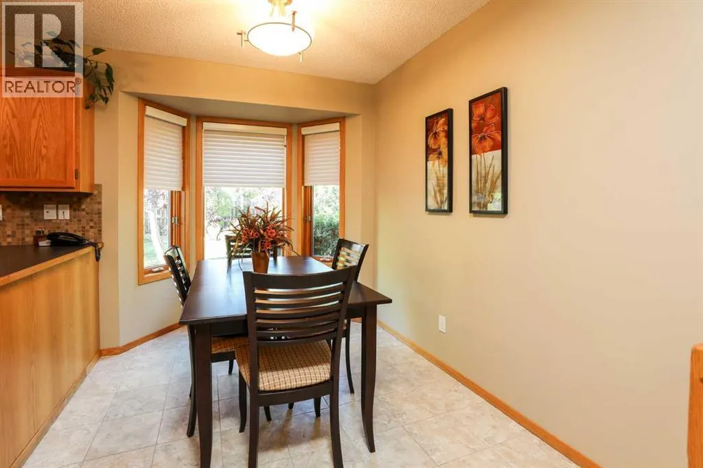 112 Edgewood Boulevard W