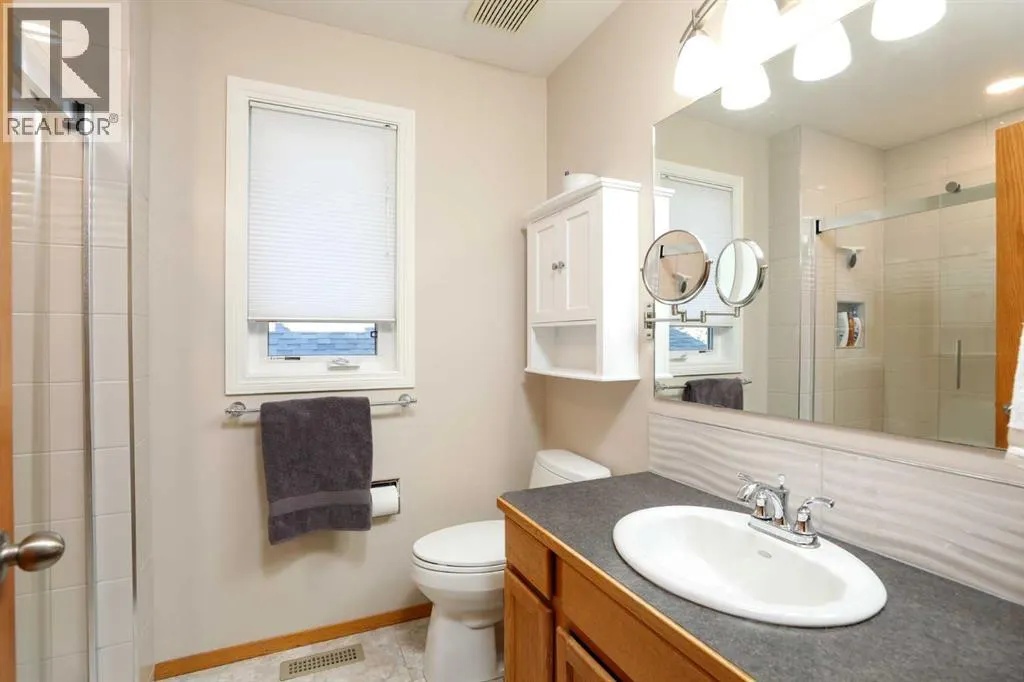 112 Edgewood Boulevard W