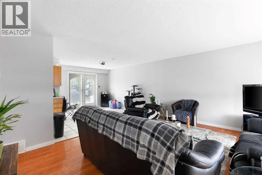 136 Beaumont Crescent
