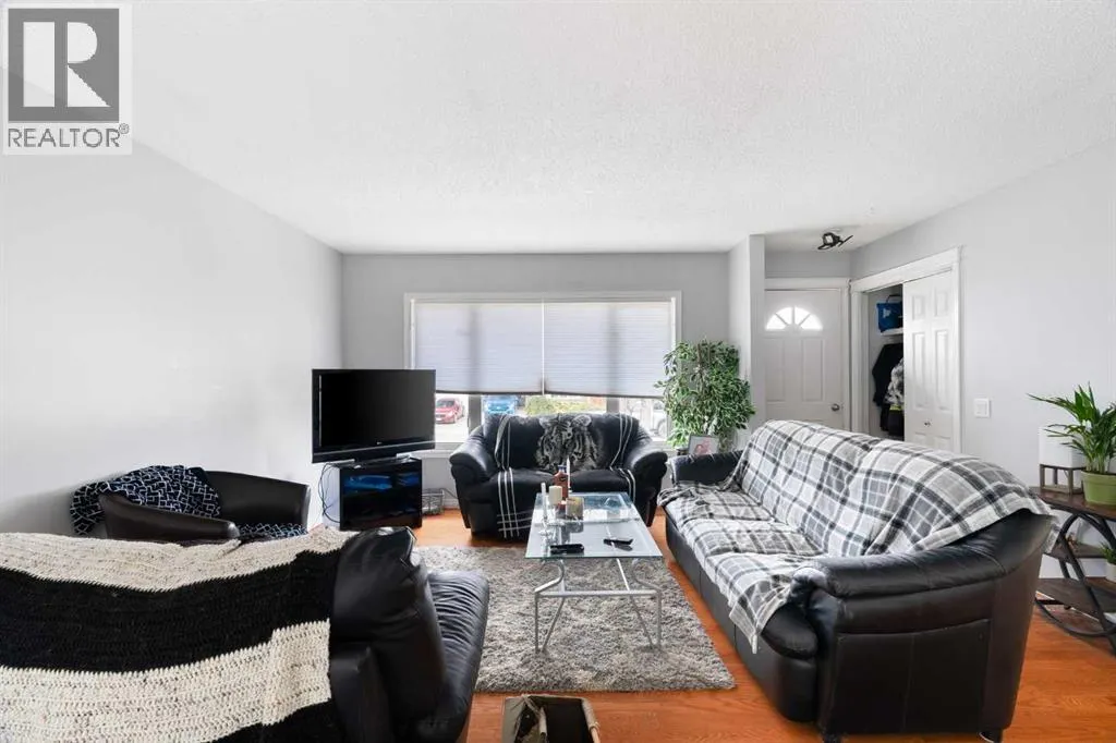 136 Beaumont Crescent