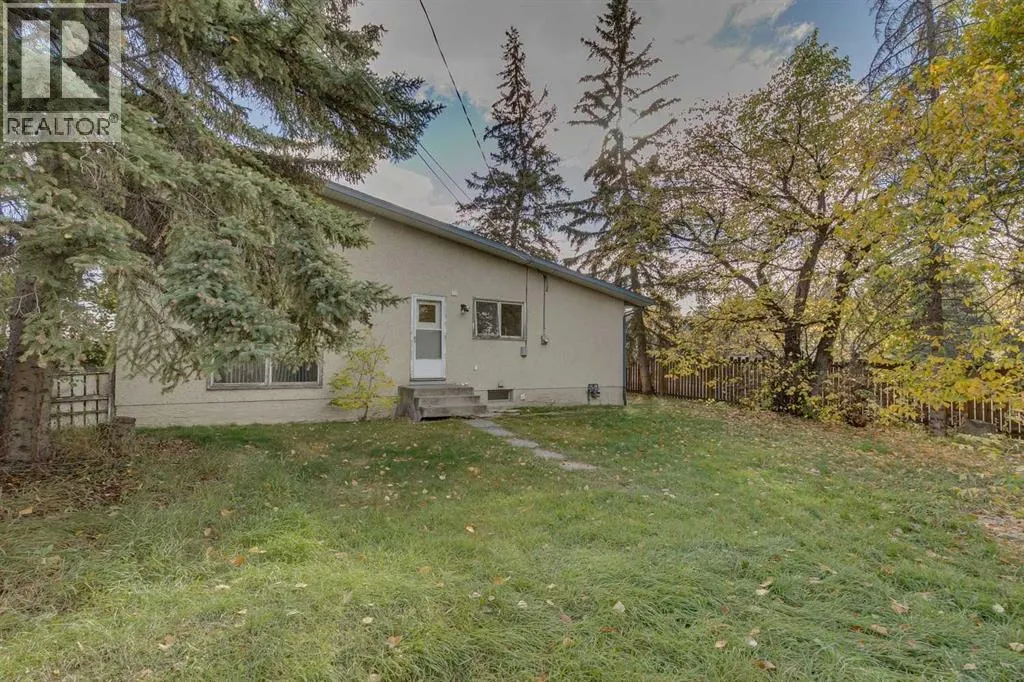 1204 Lake Sylvan Drive SE