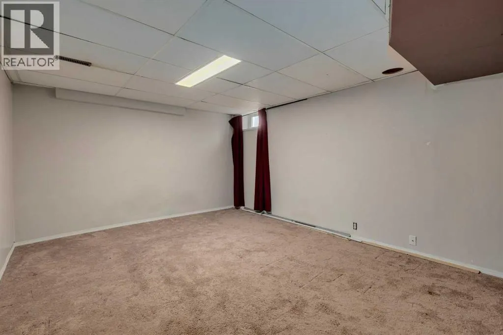 228 Marquis Place