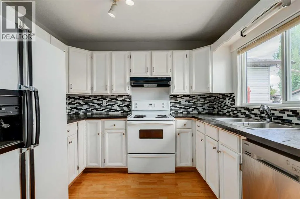 228 Marquis Place