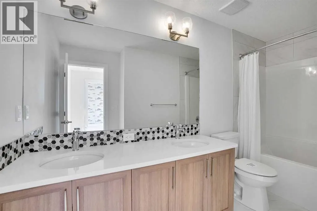 379 Chelsea Passage