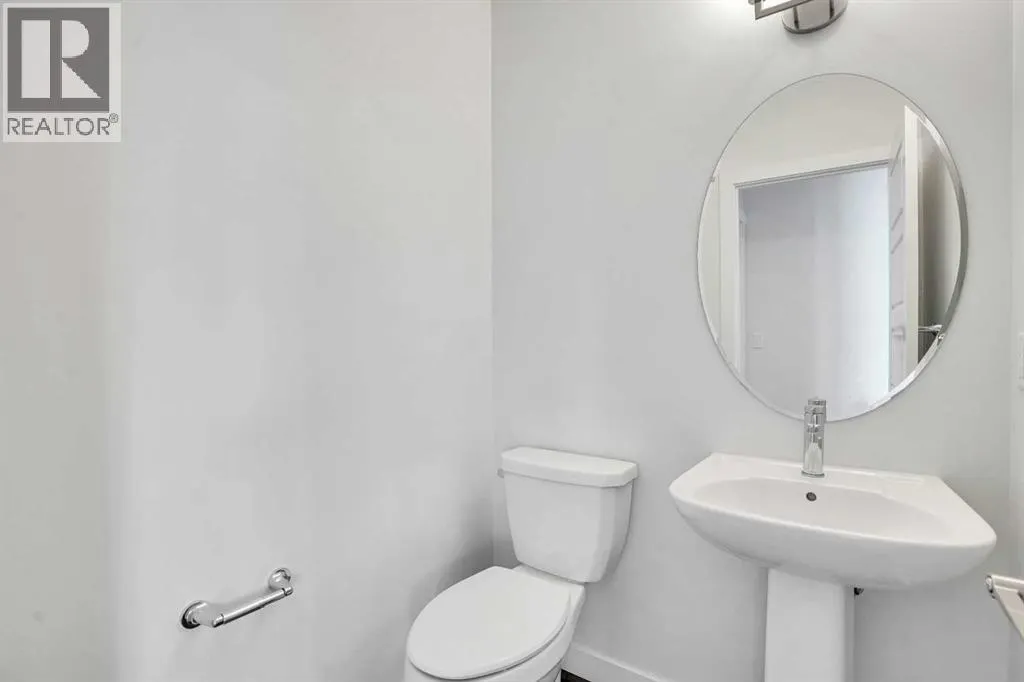 379 Chelsea Passage