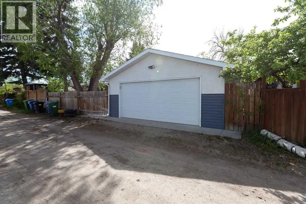 2620 38 Street SW