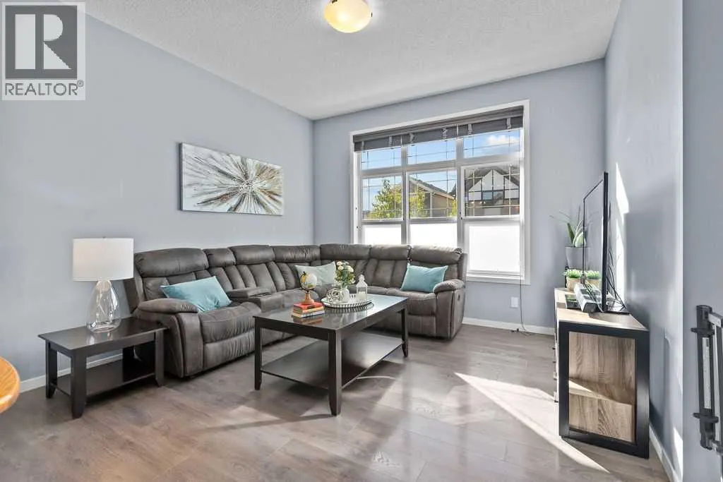 103 Masters Heights SE