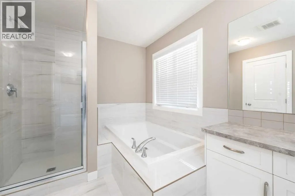 243 Kinniburgh Road