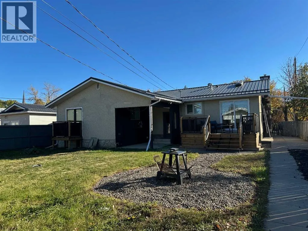 31 10 Street W