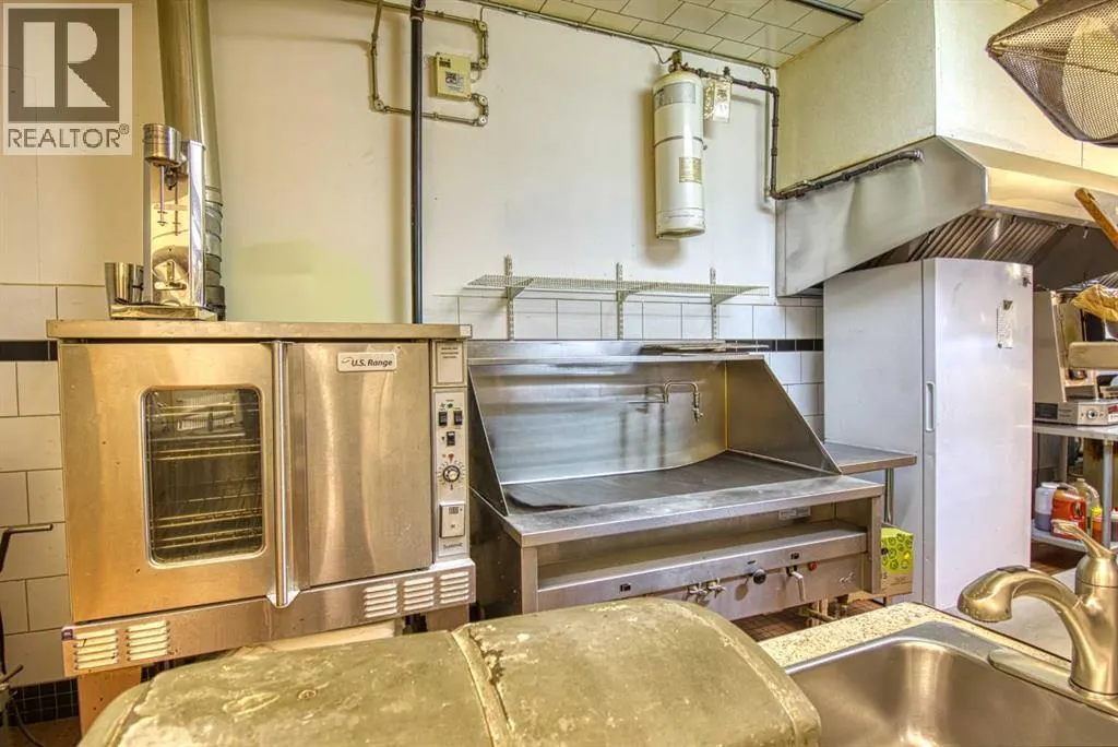 9925 100 Street
