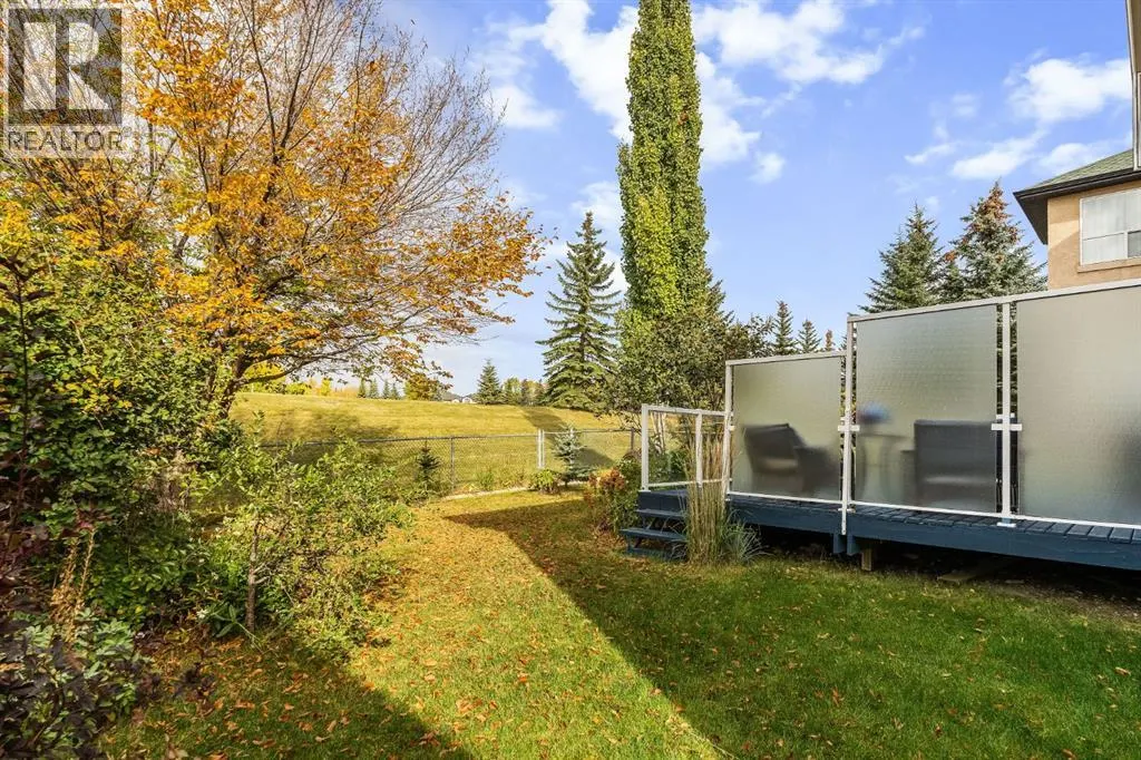 120 Simcoe Close SW