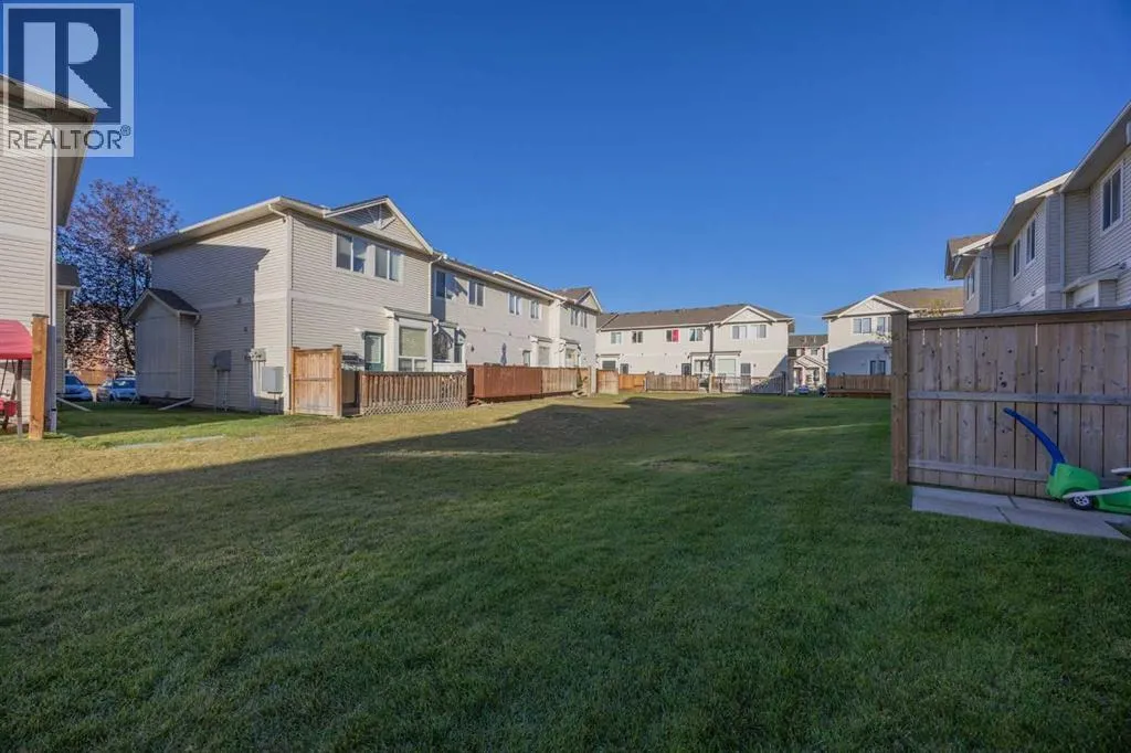 1301, 703 Luxstone Square SW