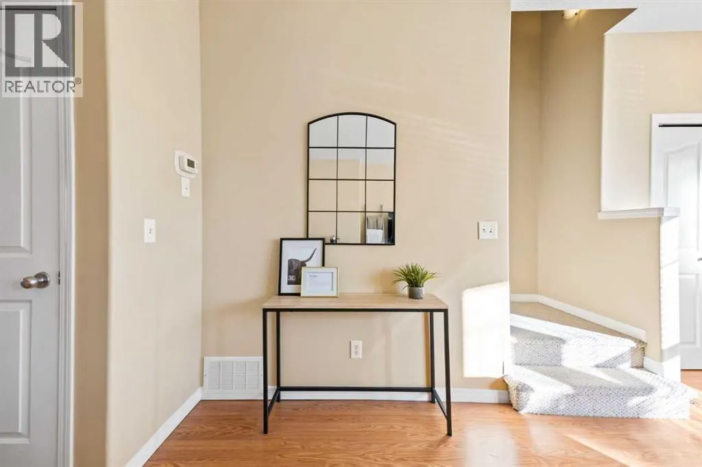 1301, 703 Luxstone Square SW