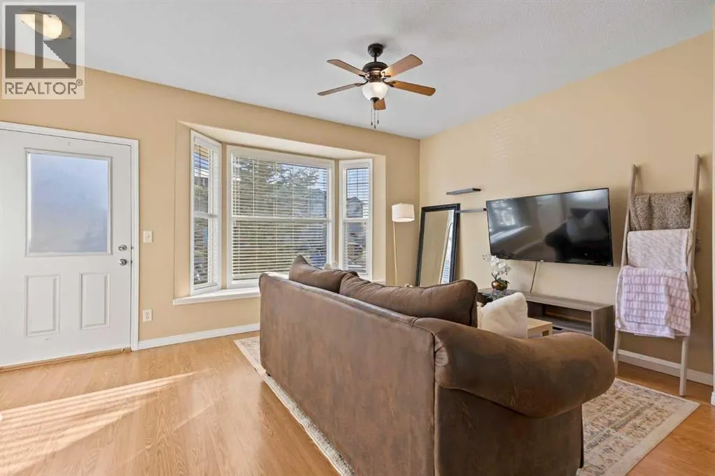 1301, 703 Luxstone Square SW