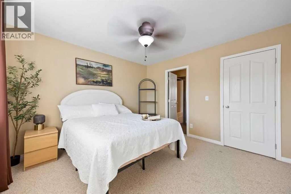 1301, 703 Luxstone Square SW