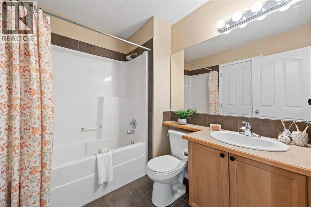 1301, 703 Luxstone Square SW