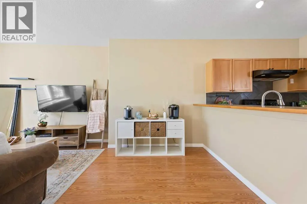 1301, 703 Luxstone Square SW