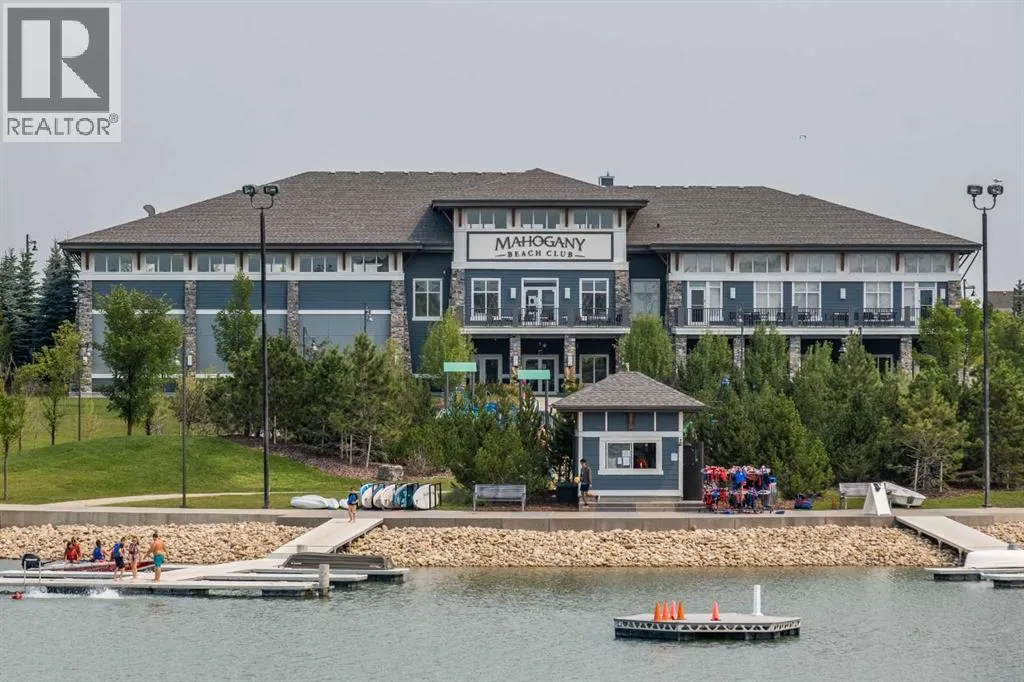 71 Masters Heights SE