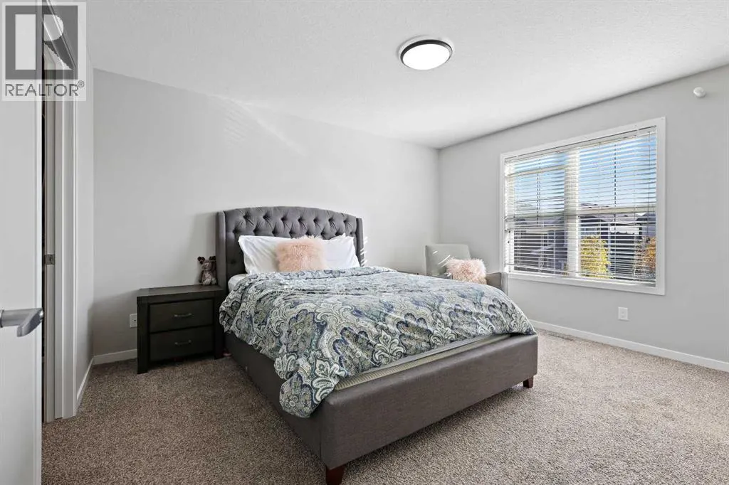 71 Masters Heights SE