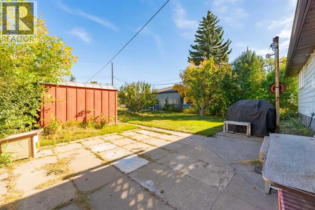98 Lynnwood Drive SE