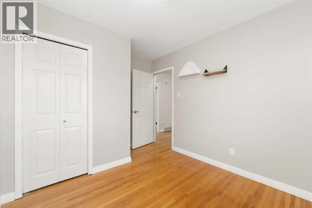 98 Lynnwood Drive SE