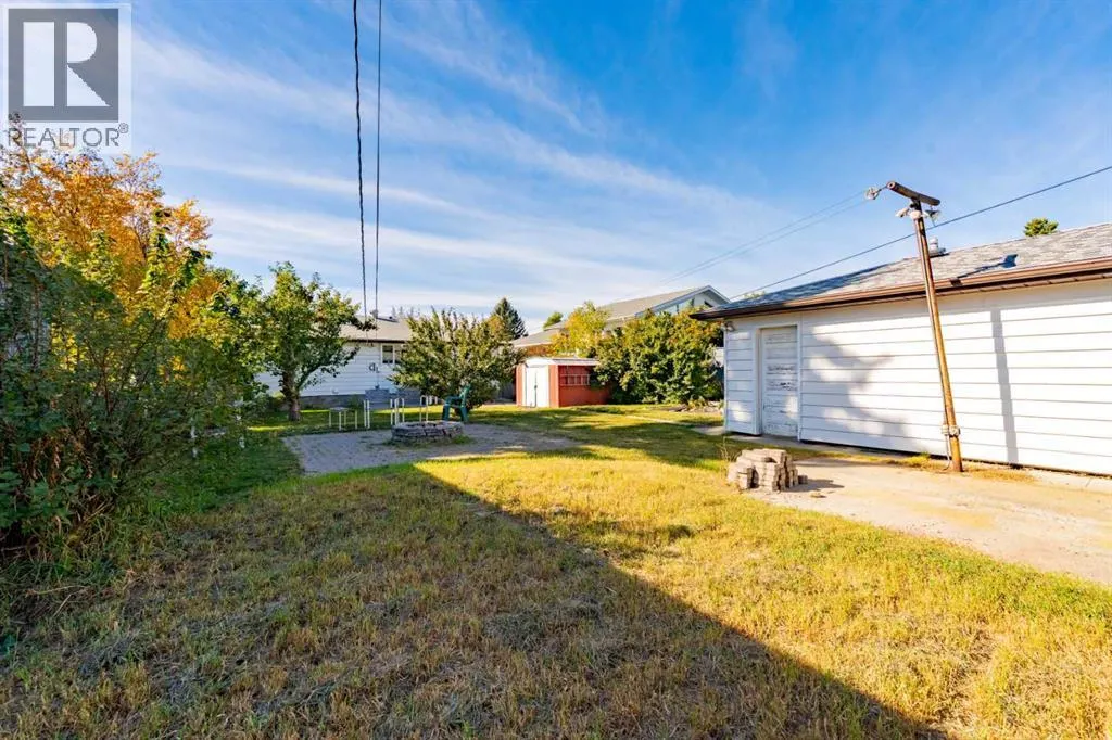 98 Lynnwood Drive SE