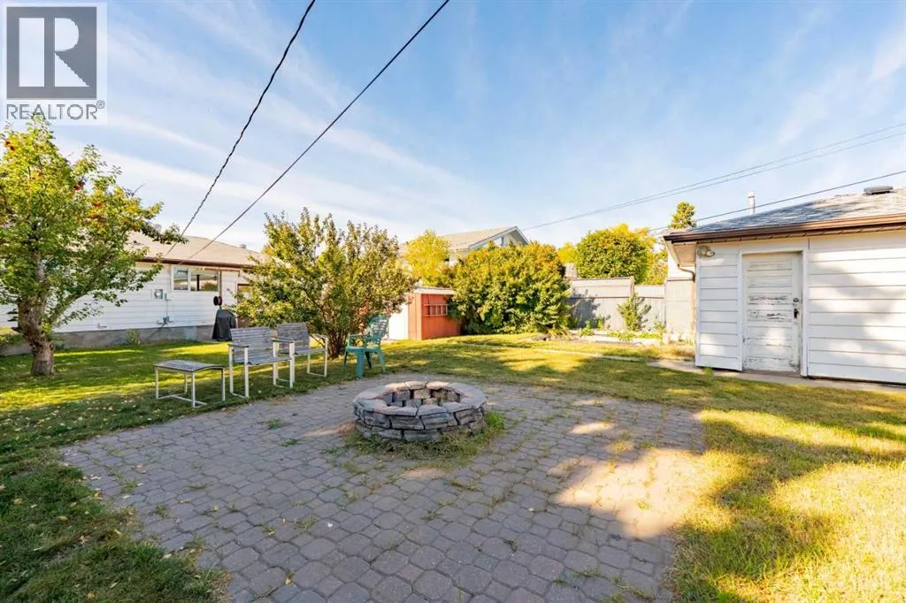 98 Lynnwood Drive SE