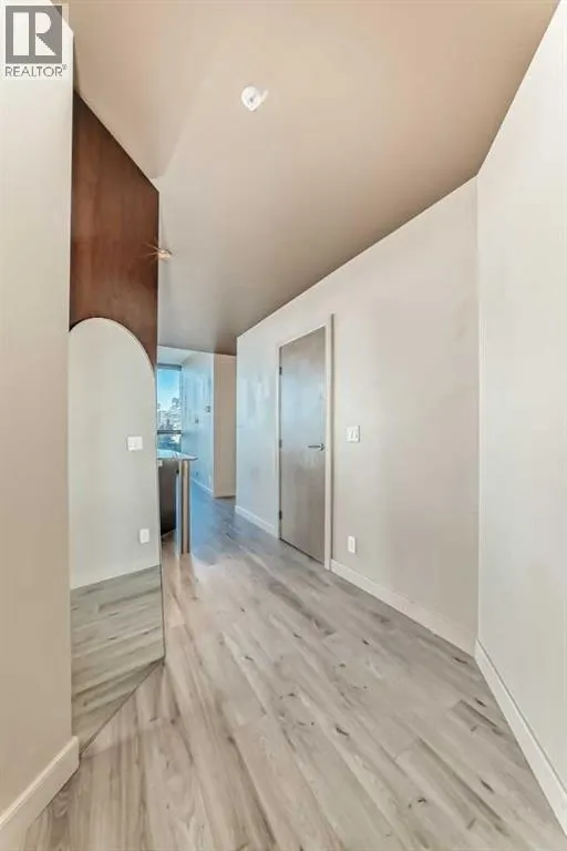 401, 220 12 Avenue SE