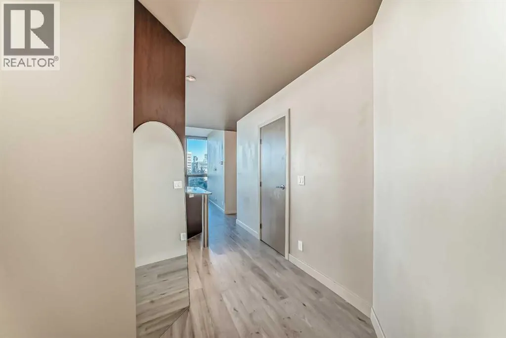 401, 220 12 Avenue SE