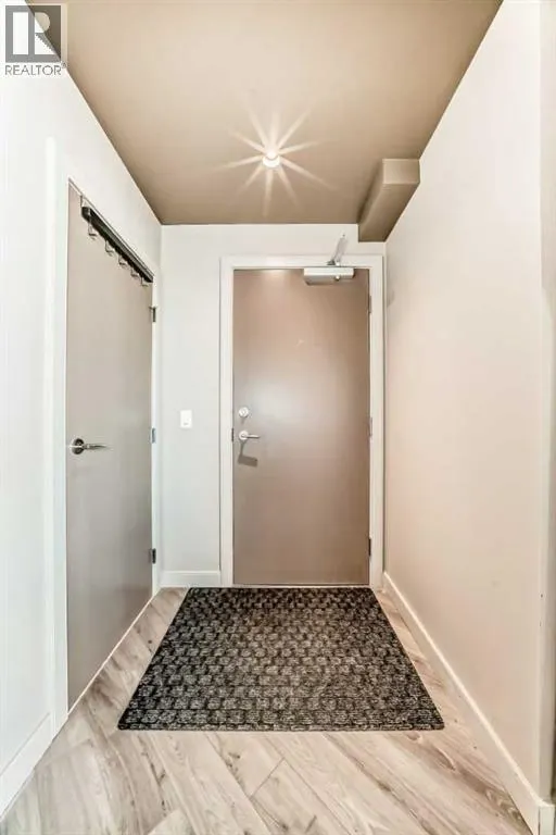 401, 220 12 Avenue SE