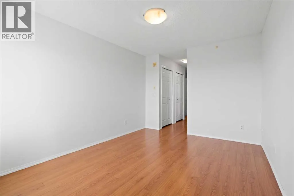 2401, 700 Willowbrook Road NW