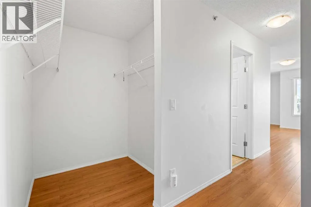 2401, 700 Willowbrook Road NW