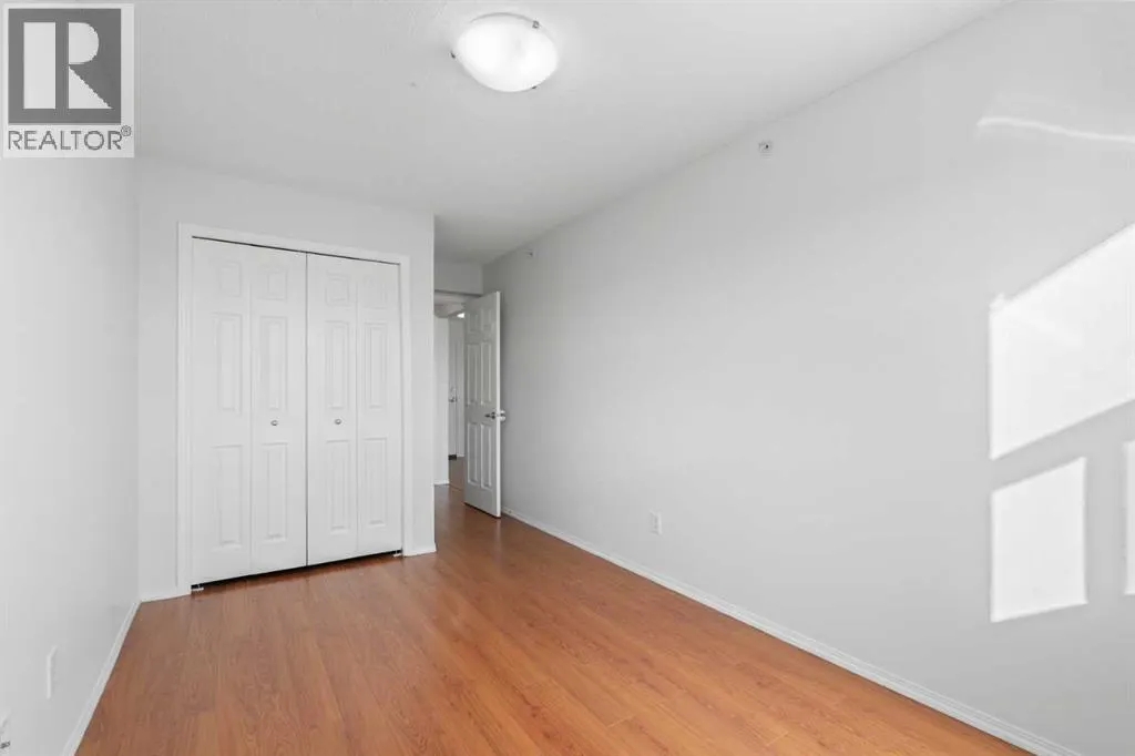 2401, 700 Willowbrook Road NW