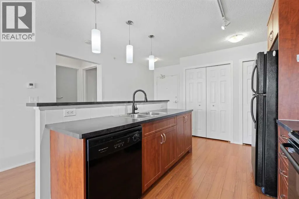 2401, 700 Willowbrook Road NW