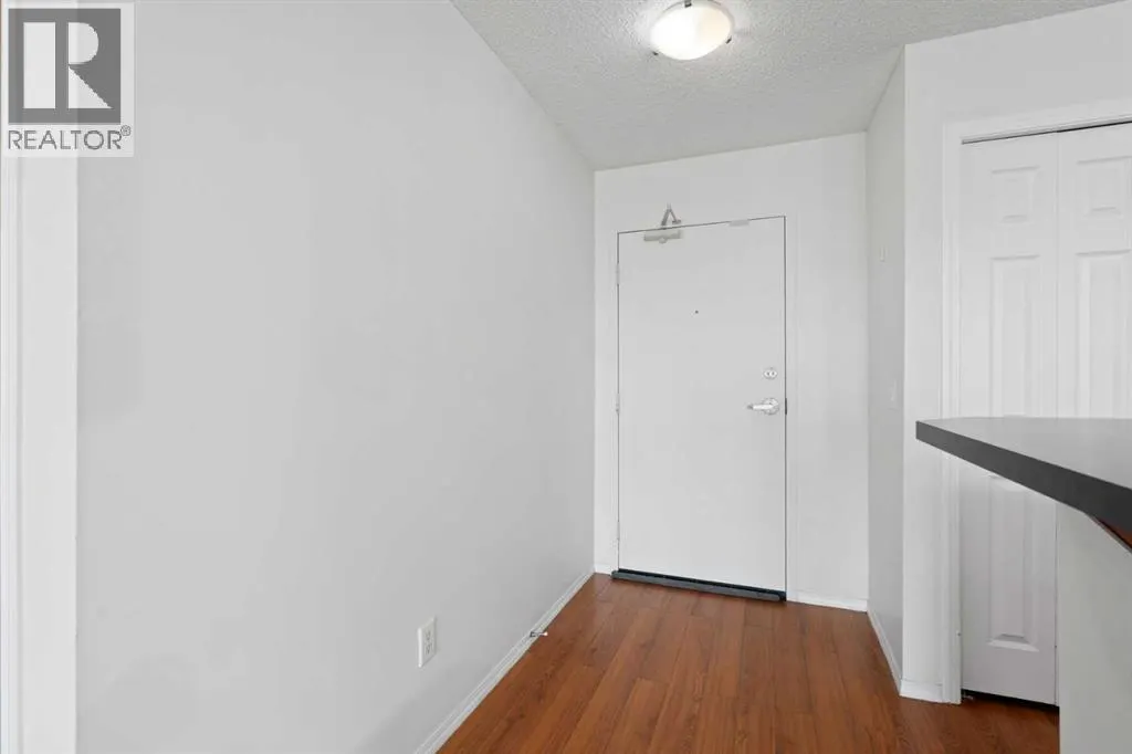 2401, 700 Willowbrook Road NW