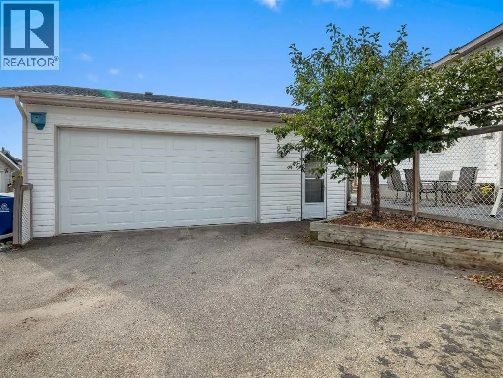 67 Plumtree Crescent