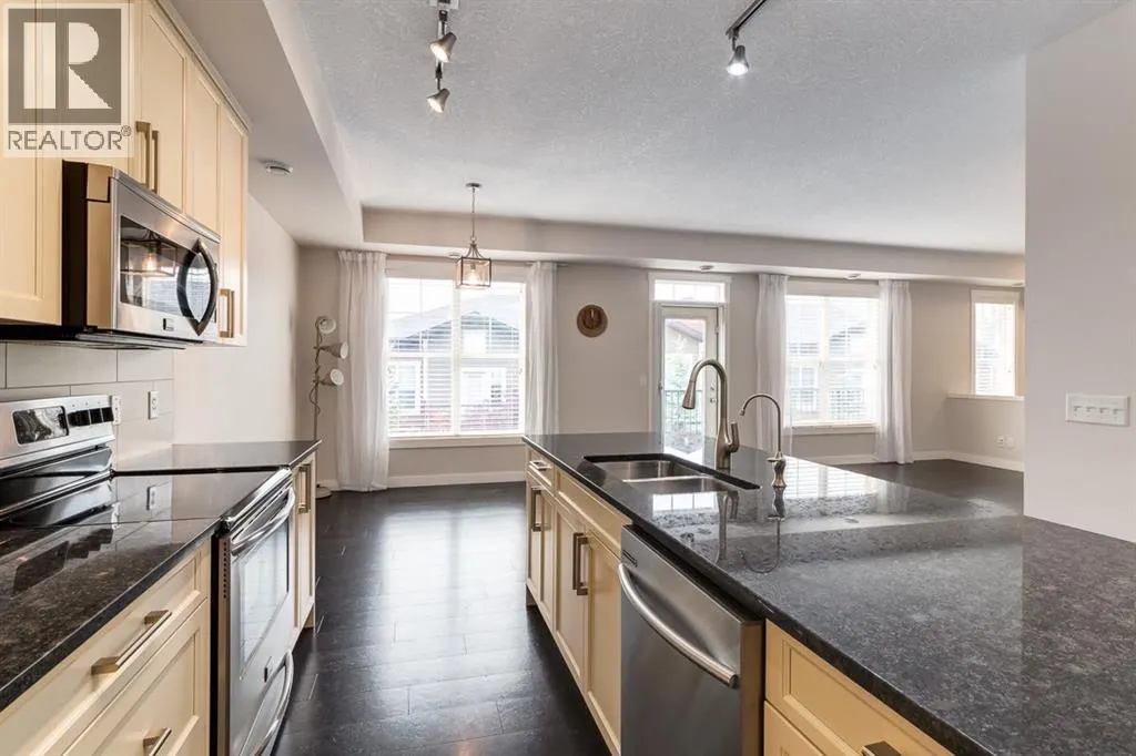 141 Cranford  SE