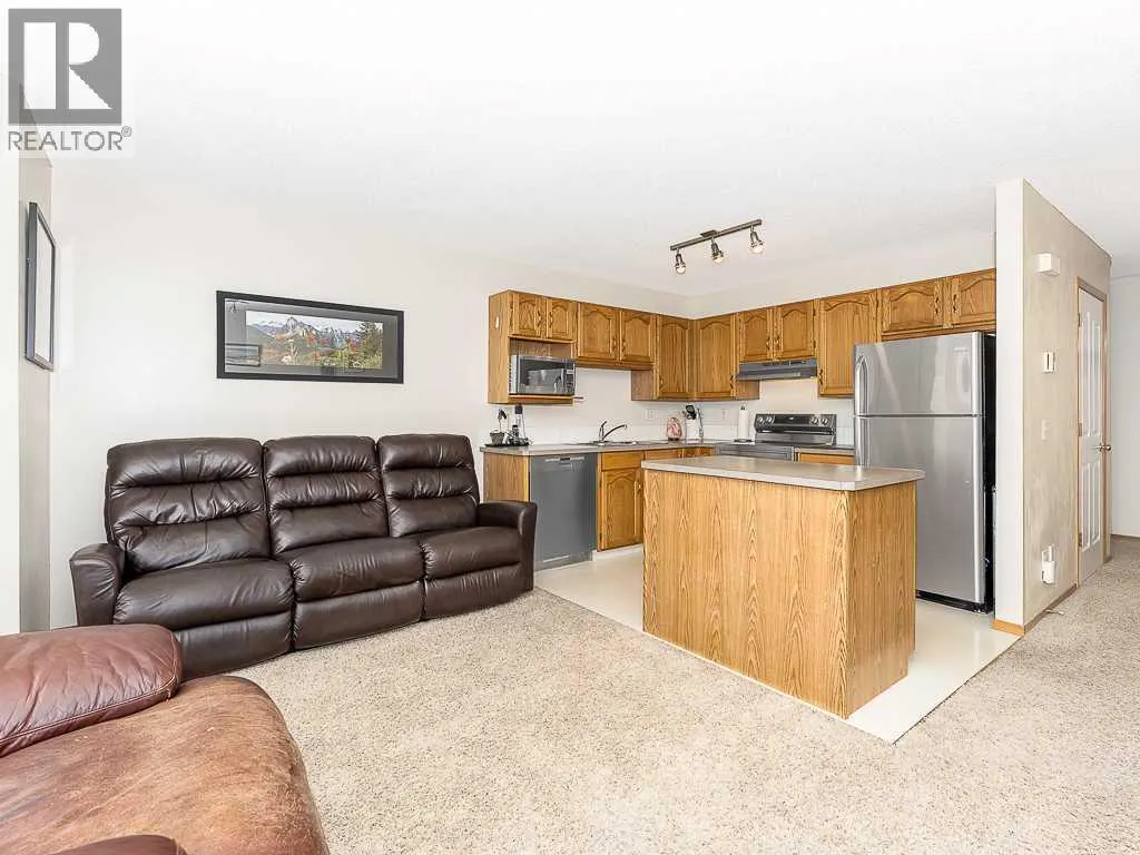 119 Mt Douglas Manor SE