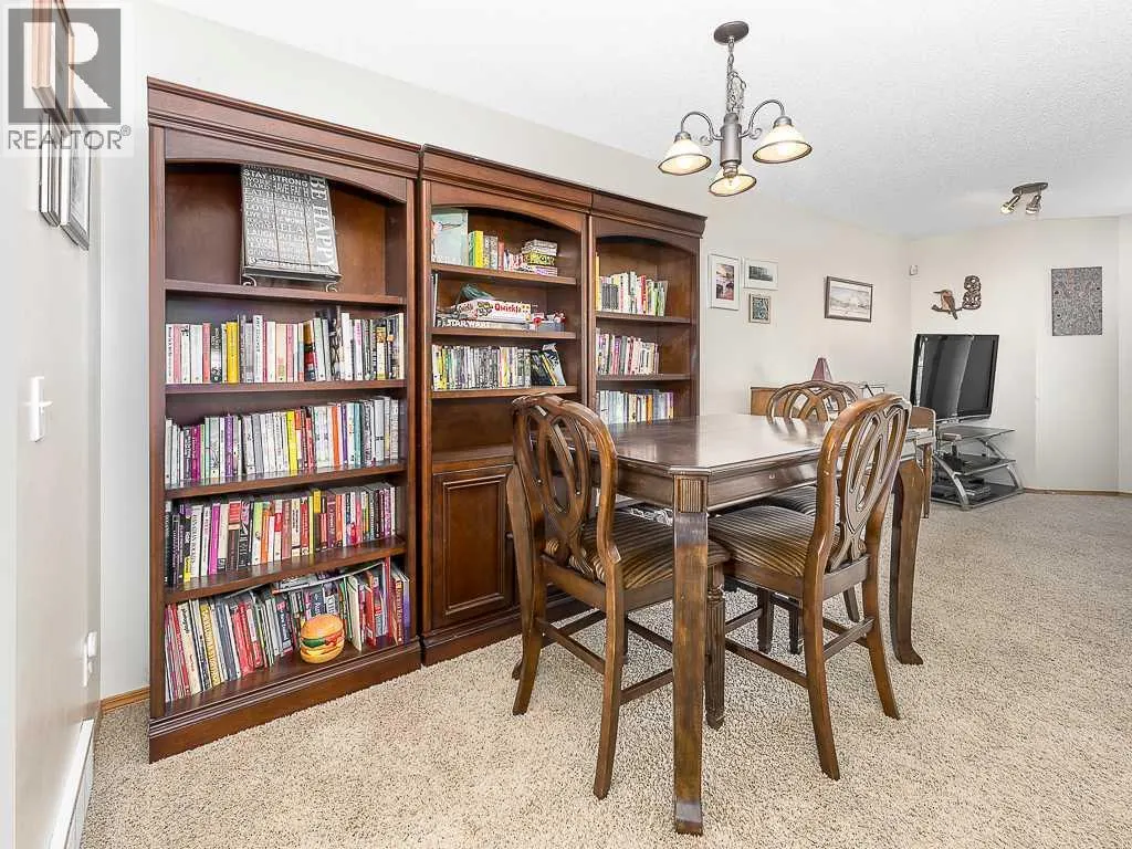119 Mt Douglas Manor SE