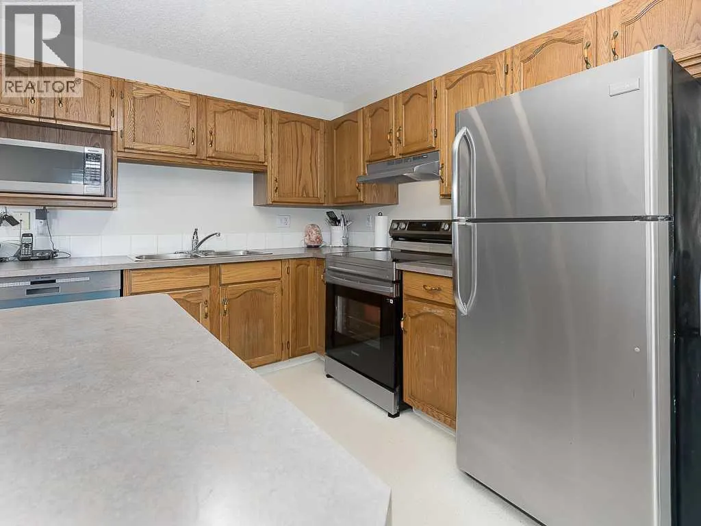 119 Mt Douglas Manor SE
