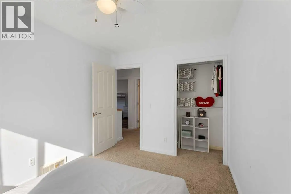 2227 Sagewood Heights SW