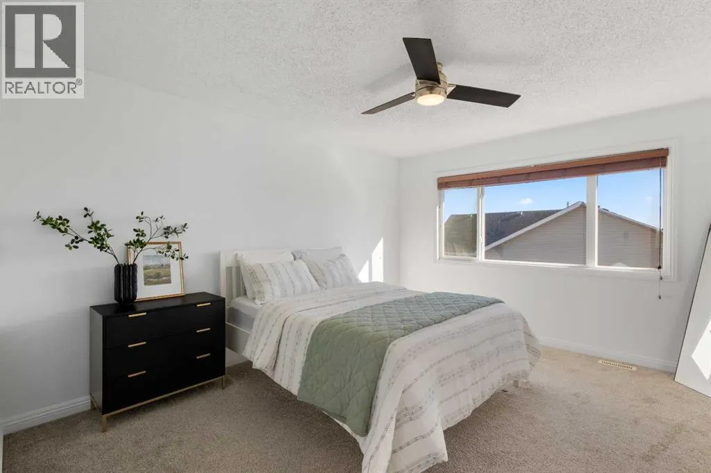 2227 Sagewood Heights SW