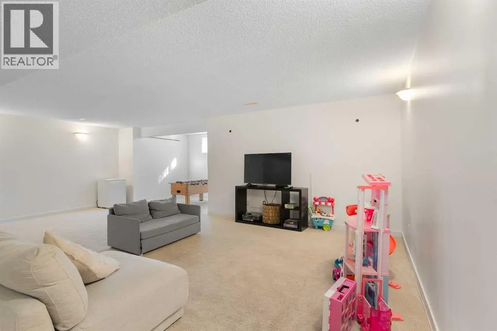 2227 Sagewood Heights SW