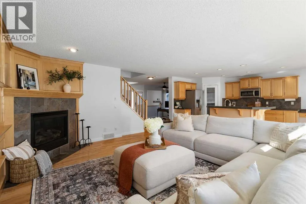 2227 Sagewood Heights SW